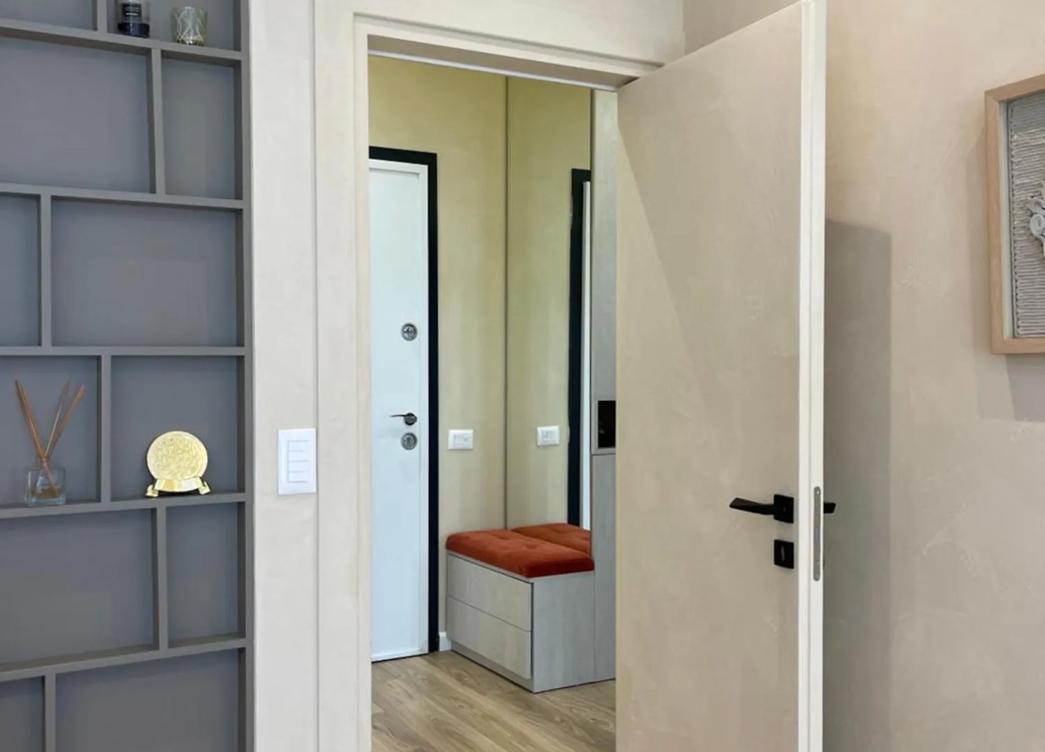 Emy Apartament ティラナ アパート